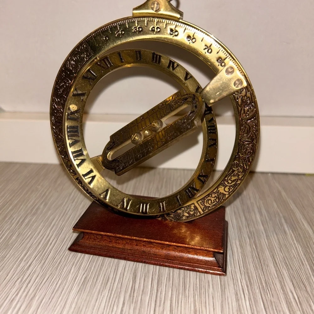 The Franklin Mint Universal Equinoctial Bright Brass VTG Ring Dial 1987